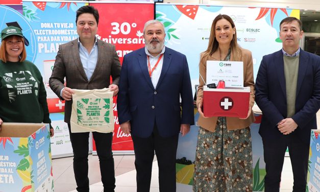 La campaña ‘Dona Vida al Planeta’ llega a Linares para concienciar sobre el reciclaje de residuos de aparatos eléctricos y electrónicos