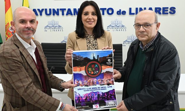 Boleros beneficio de Cáritas Interparroquial de Linares