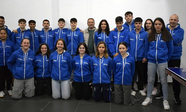 TENIS DE MESA | Laboratorios Tecnimede entrega sus becas a los deportistas del CEEDA y Centro de Tecnificación
